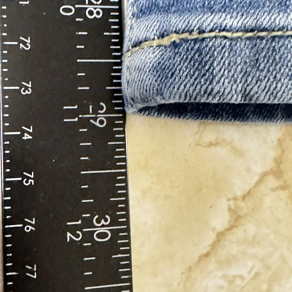 Judy Blue Jeans Womens 3/26 Light Wash Relaxed Fit Stretch Denim JB82336LT